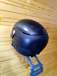 PRILBA ATOMIC COUNT BLACK 48-52CM